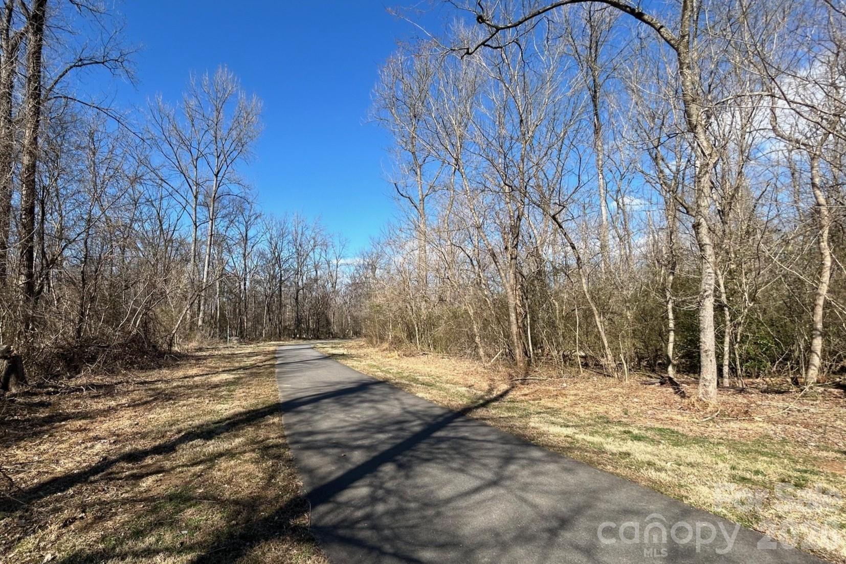 Knollwood Acres - Residential