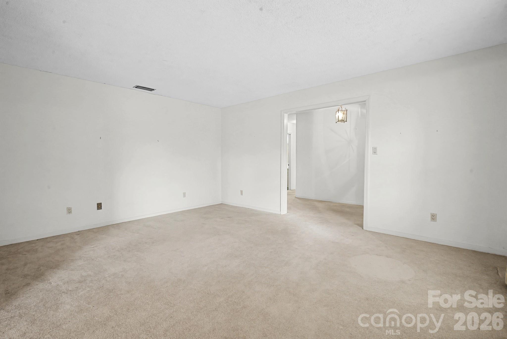 Knollwood Acres - Residential