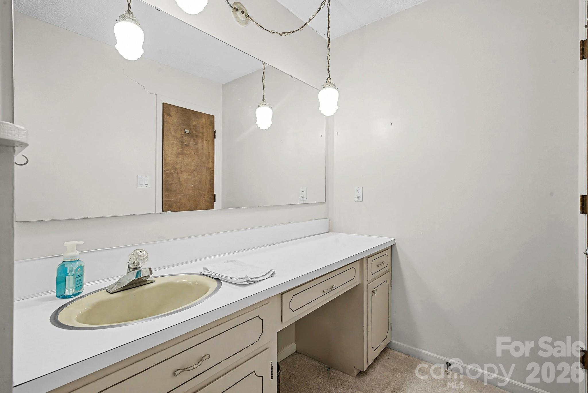 Knollwood Acres - Residential