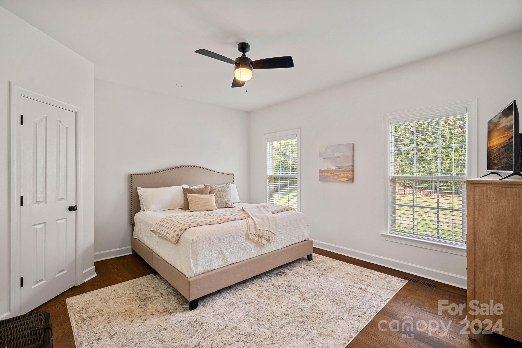 Hunter Oaks - Residential