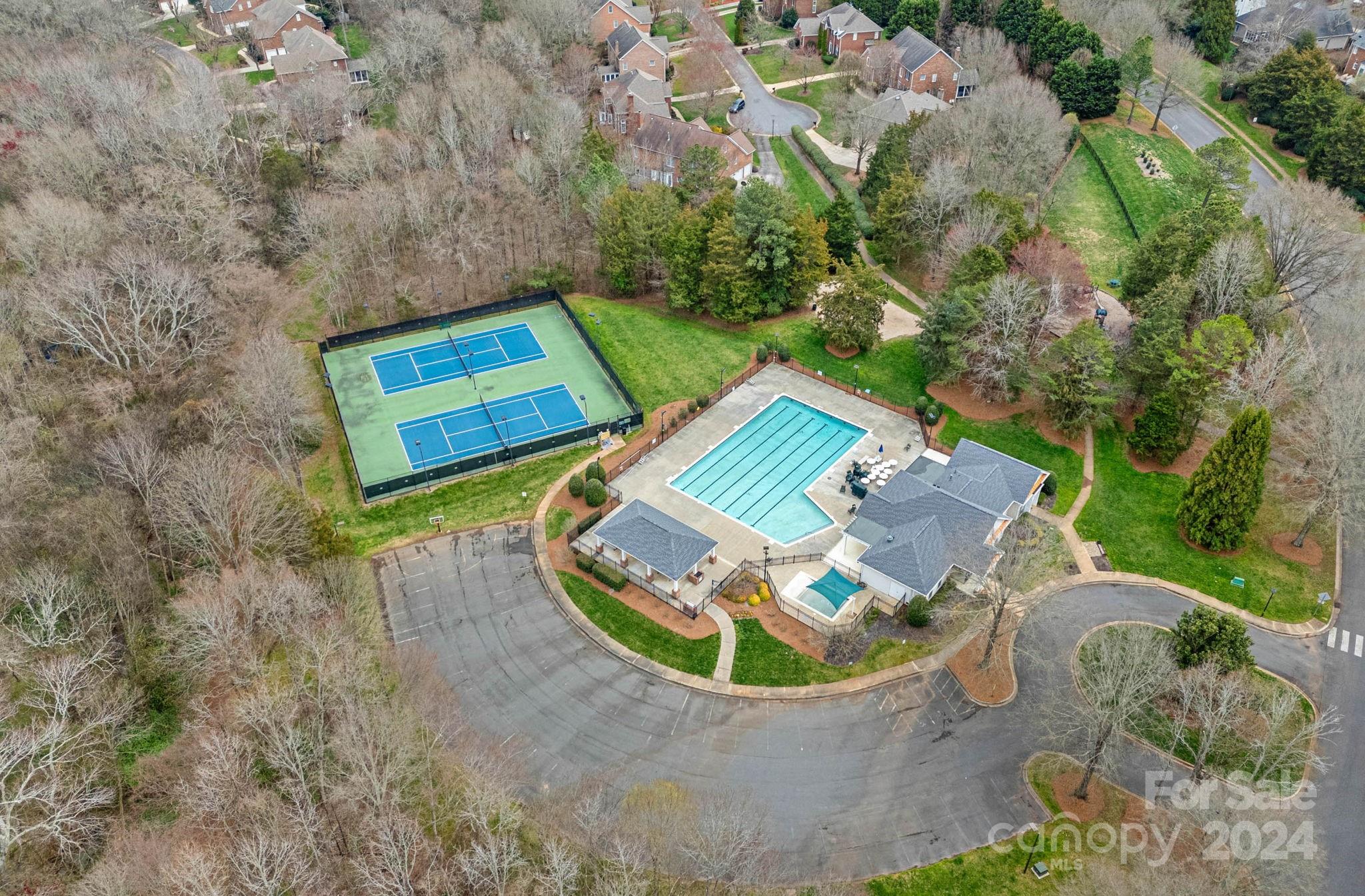 Hunter Oaks - Residential