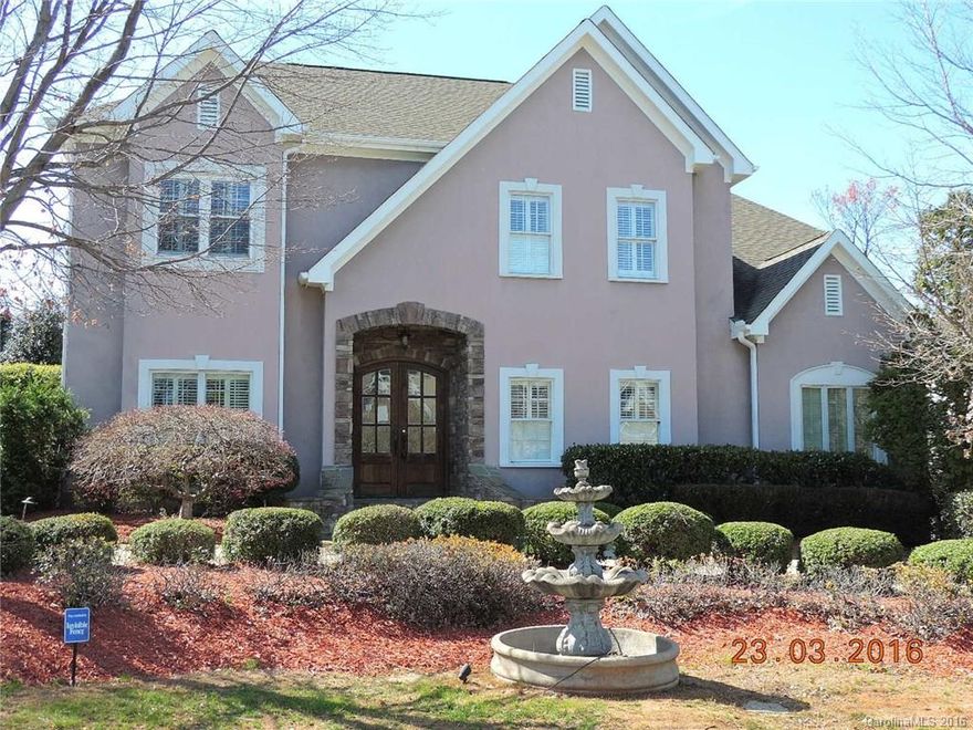 Bank Owned,needs repair.Open and Airy floorplan offers abundant natural light flow throughout.Great for the "Entertainer". Both Formal Areas, Kitchen features breakfast bar and oversized Keeping Room.Master Suite on main level with direct access to screened porch & deck.Upper level offers loft with wet bar & access to upper level deck, bonus room and two large bedrooms. SOLD "AS IS" No Repairs or Concessions after inspections. ***4/21/2016 OFFER HAS BEEN ACCEPTED-AWAITING EXECUTED DOCUMENTS**