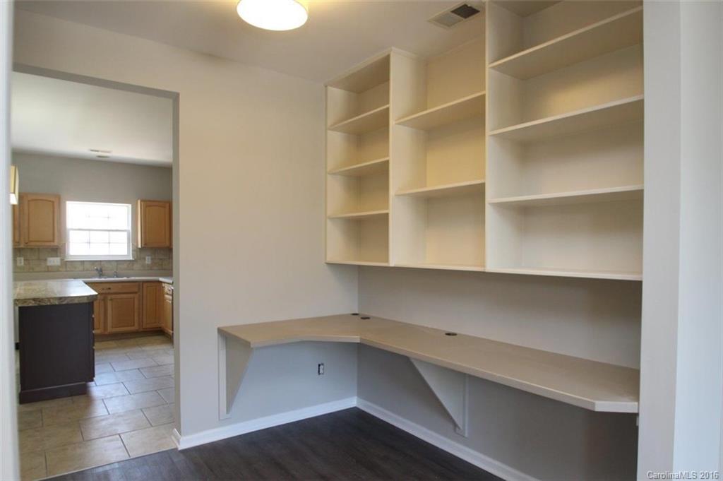Oakhurst - Residential Lease