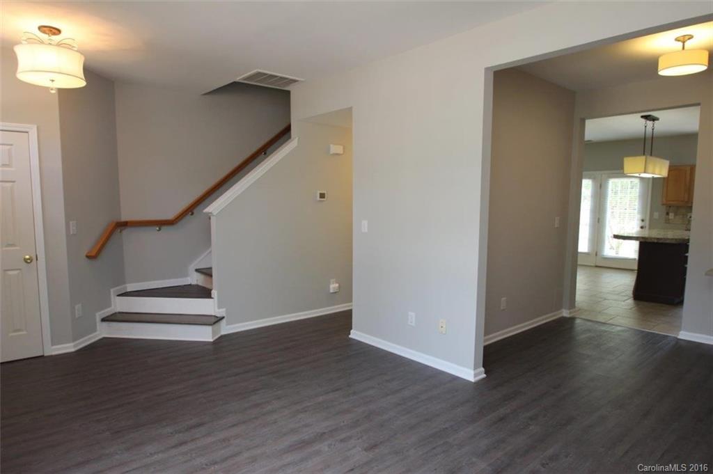Oakhurst - Residential Lease