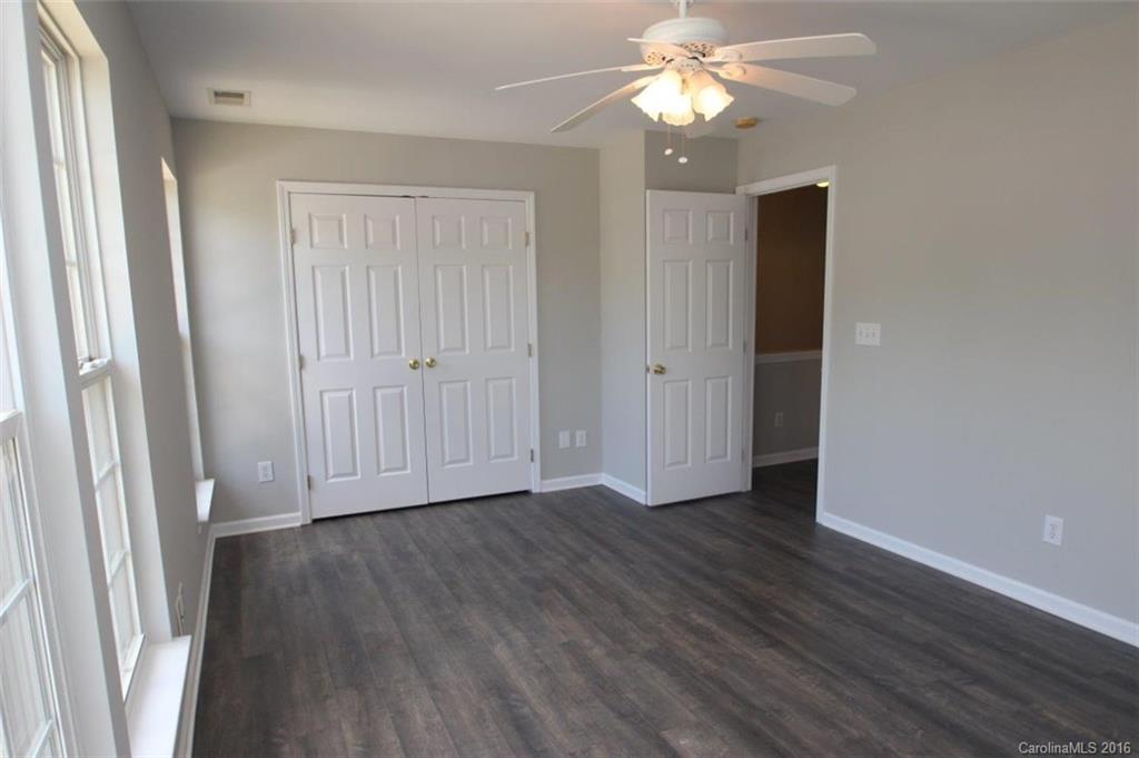 Oakhurst - Residential Lease