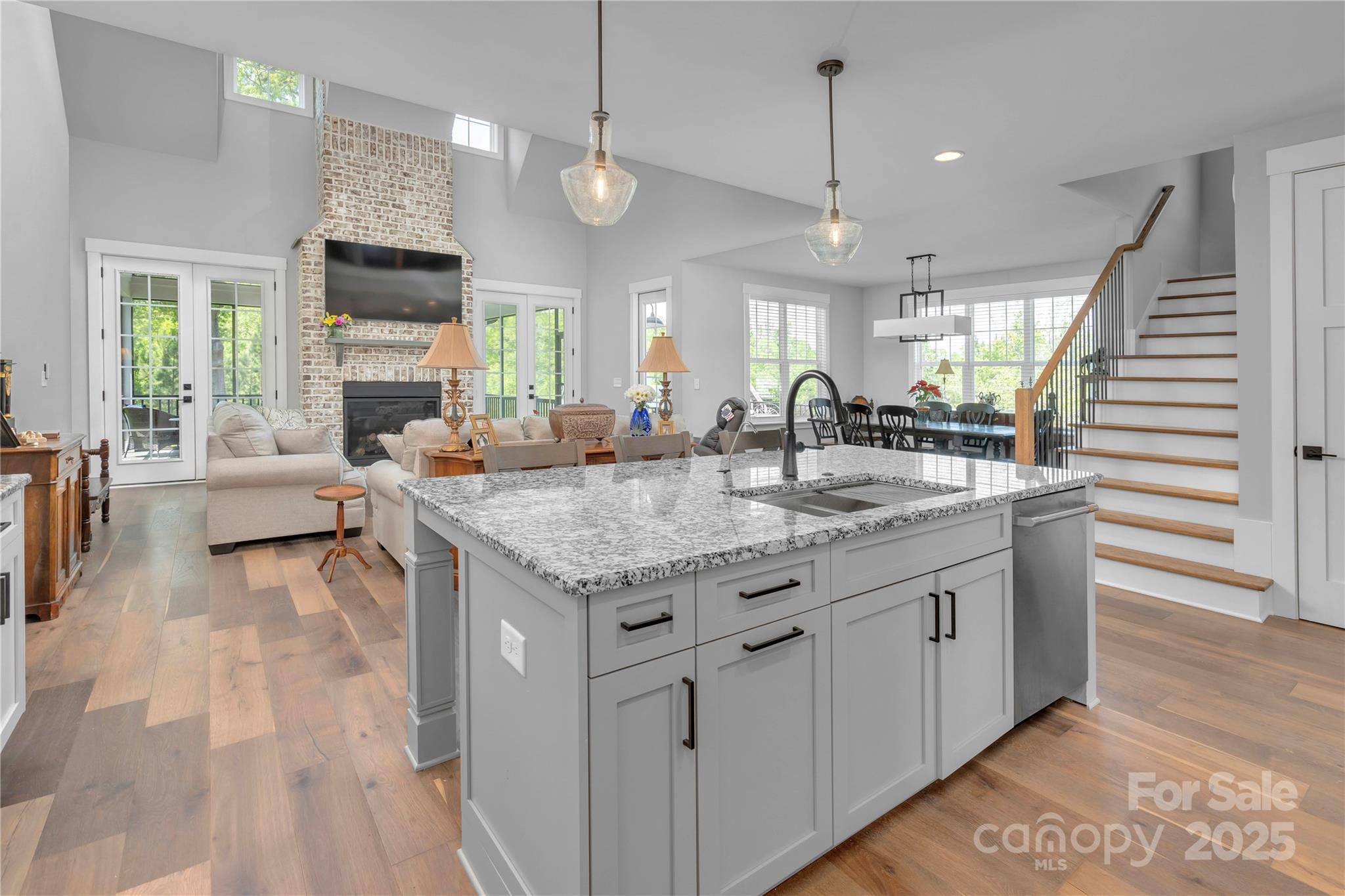 Davidson Pond - Residential