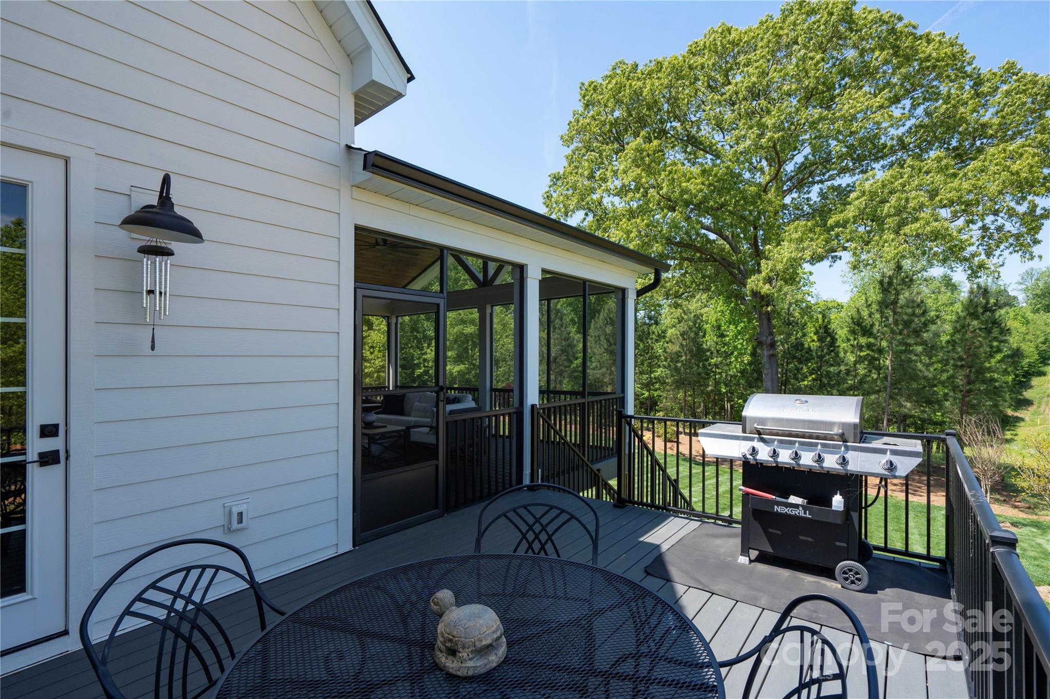 Davidson Pond - Residential