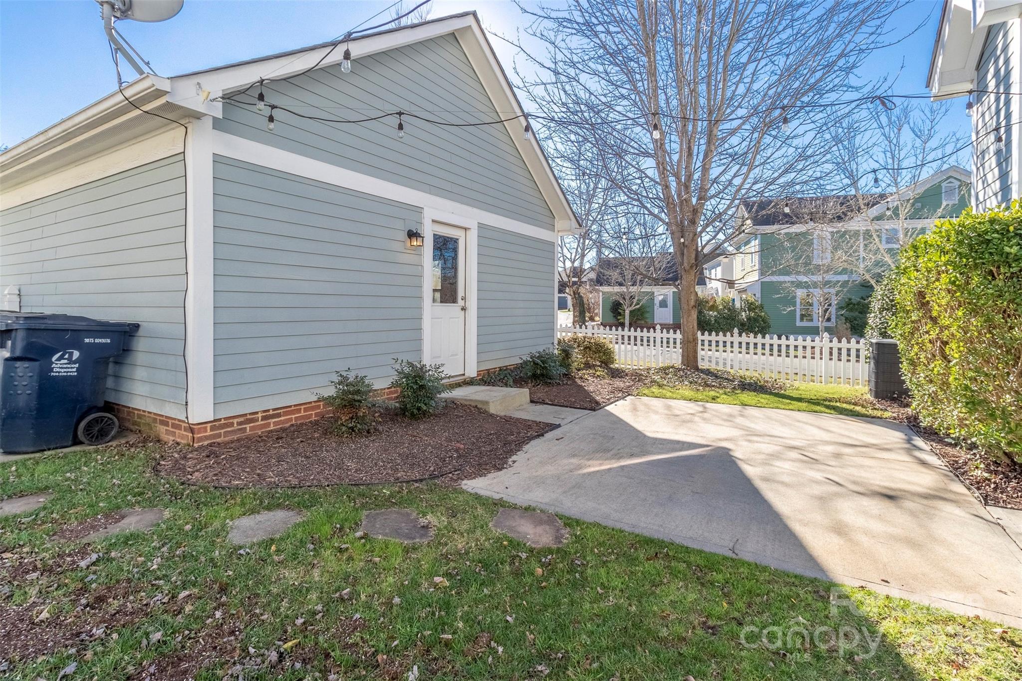 Monteith Park - Residential Lease