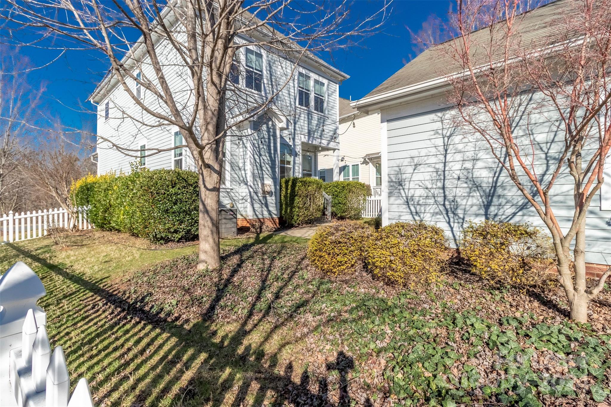 Monteith Park - Residential Lease