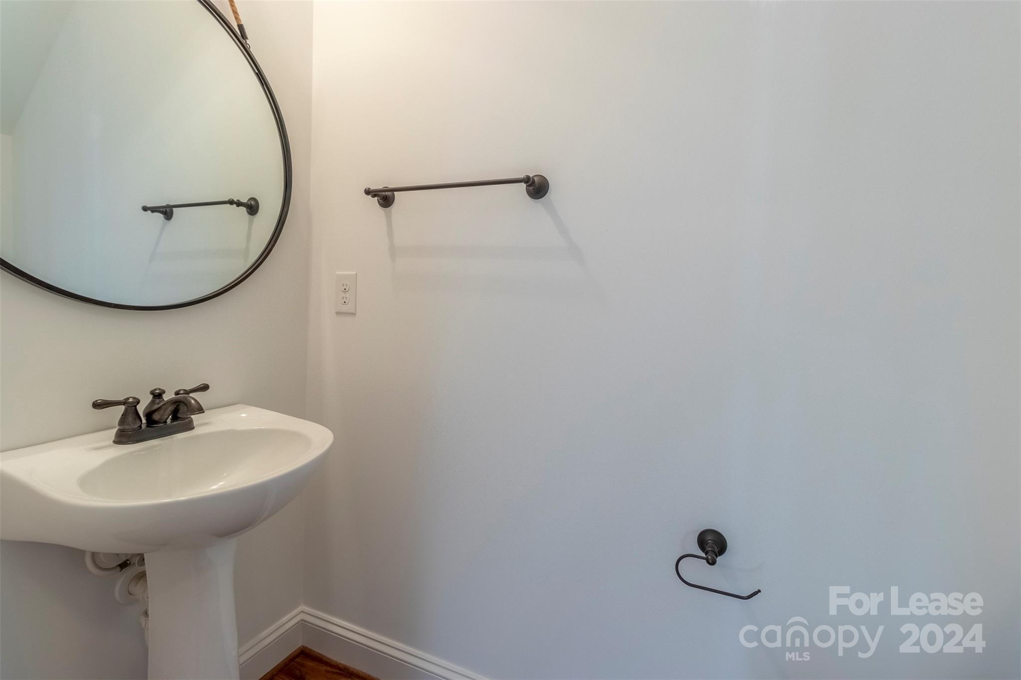 Monteith Park - Residential Lease