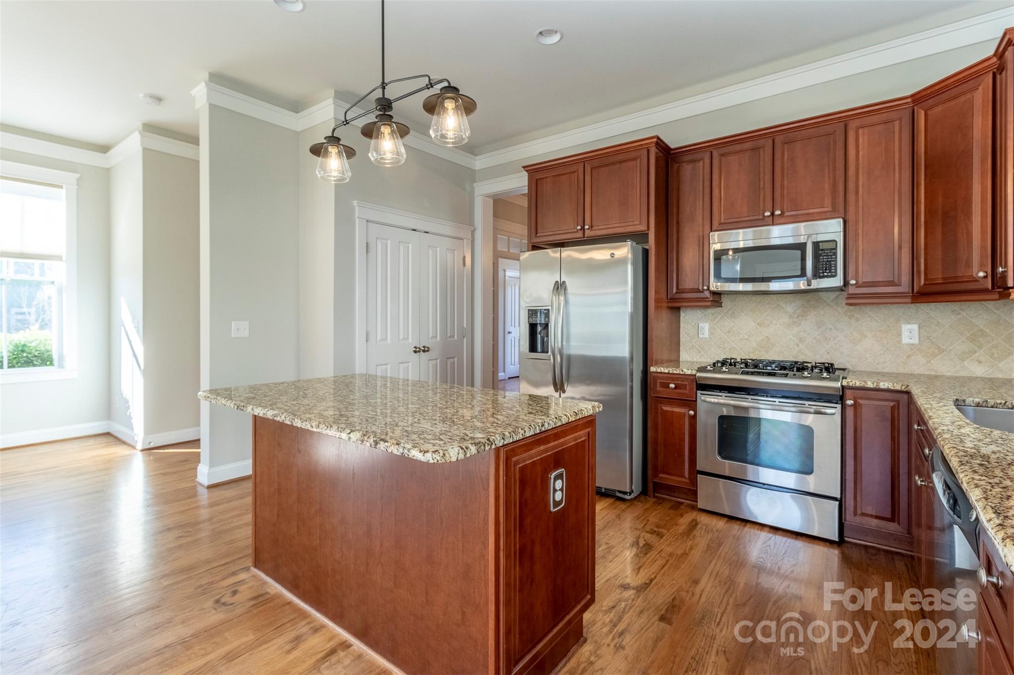 Monteith Park - Residential Lease