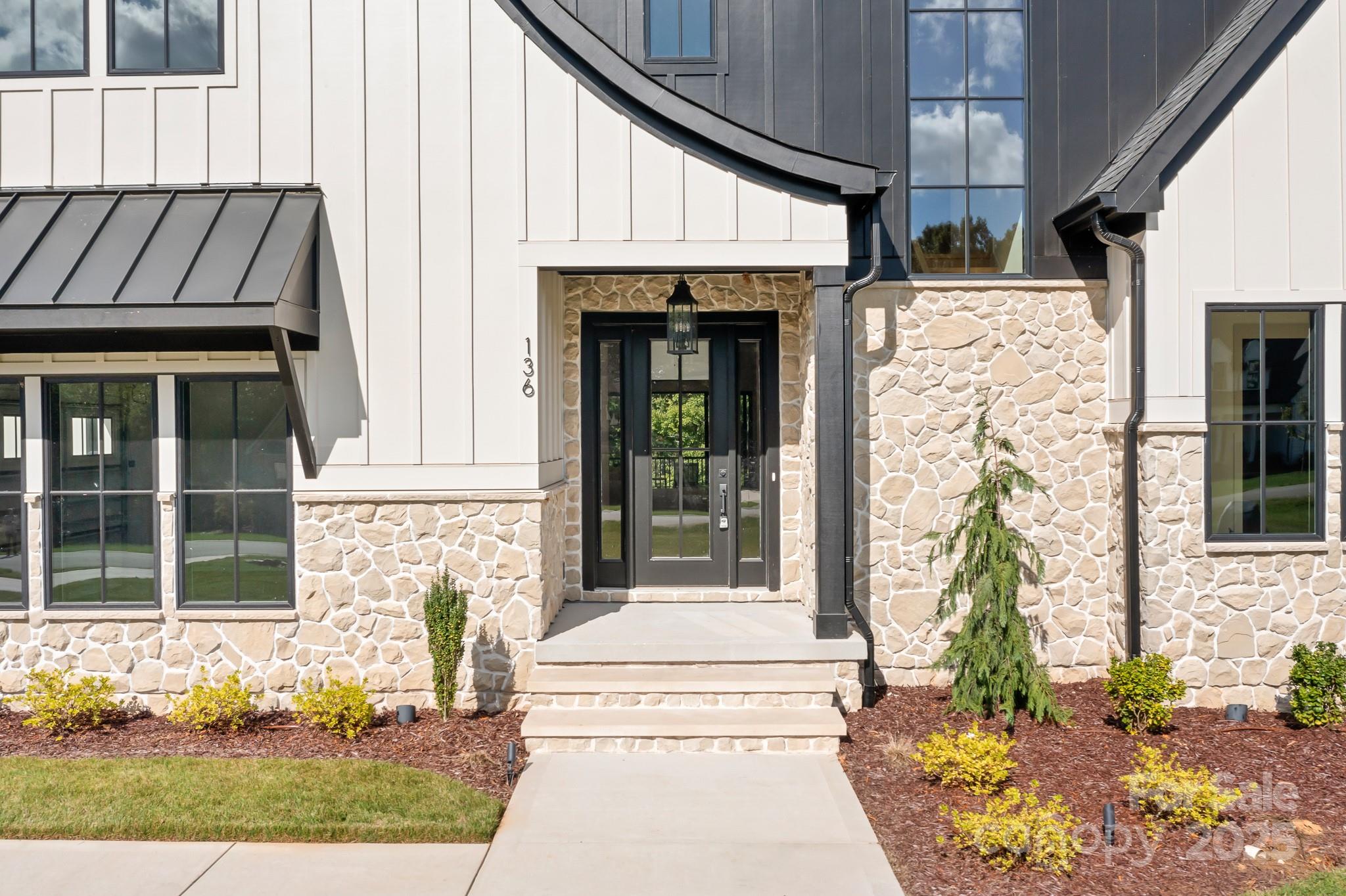 136 Castleview Lane