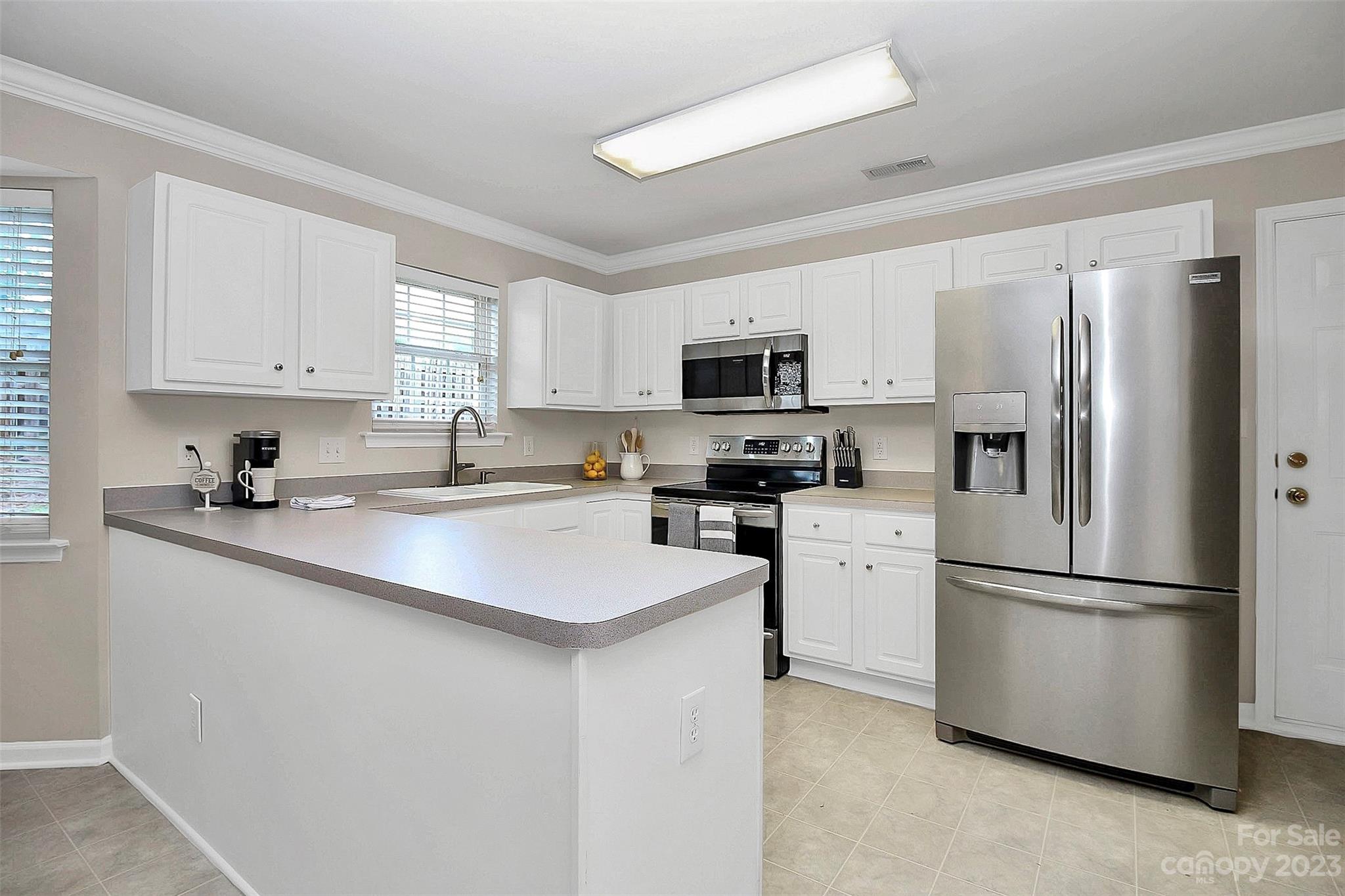 Curtis Pond - Residential