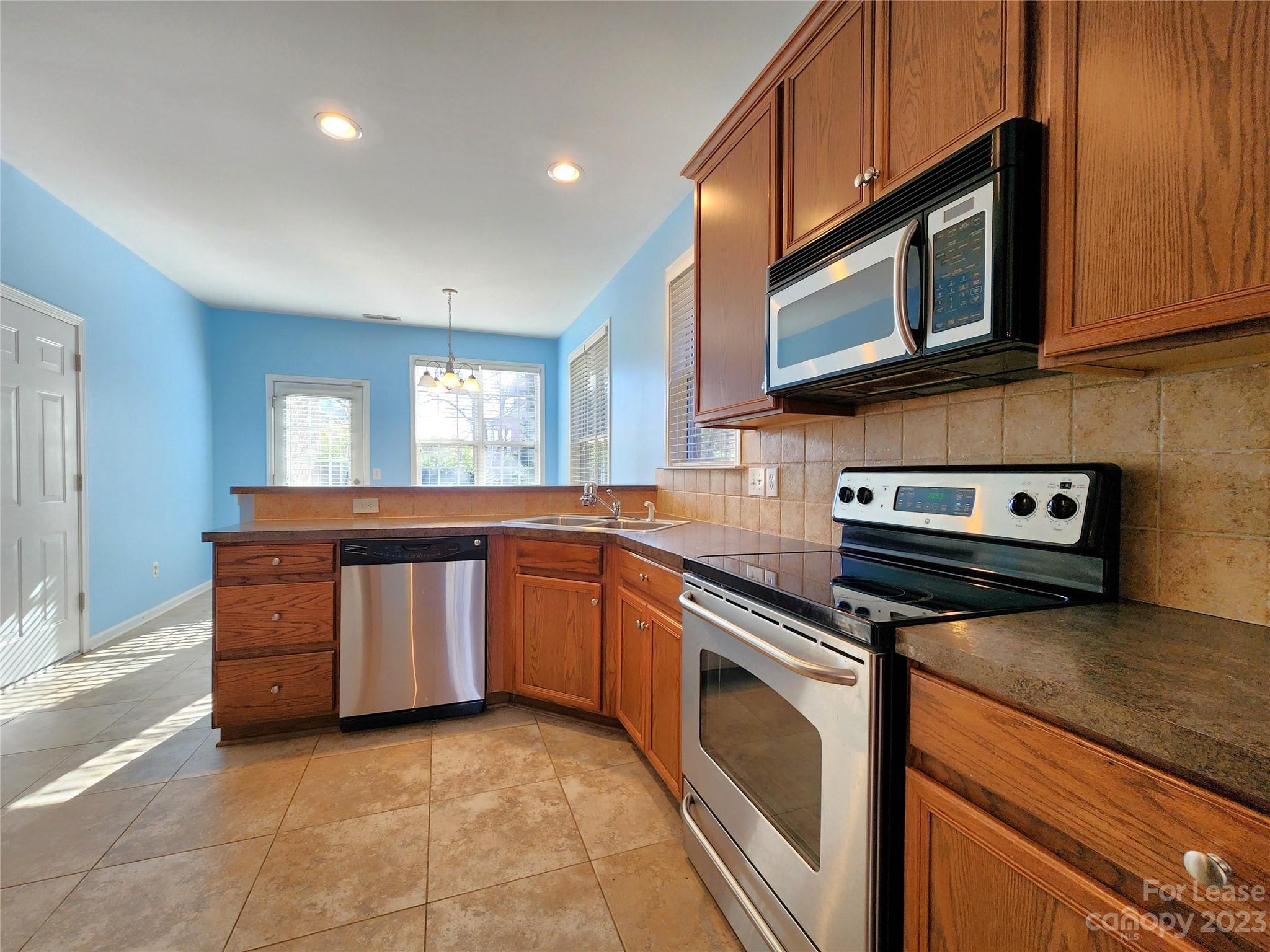 The Woodlands - Residential Lease