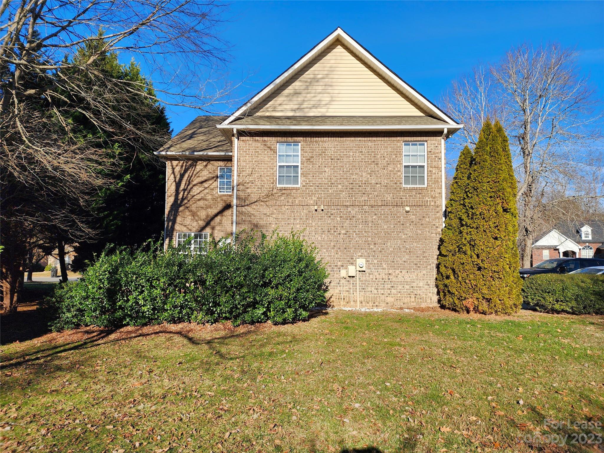The Woodlands - Residential Lease