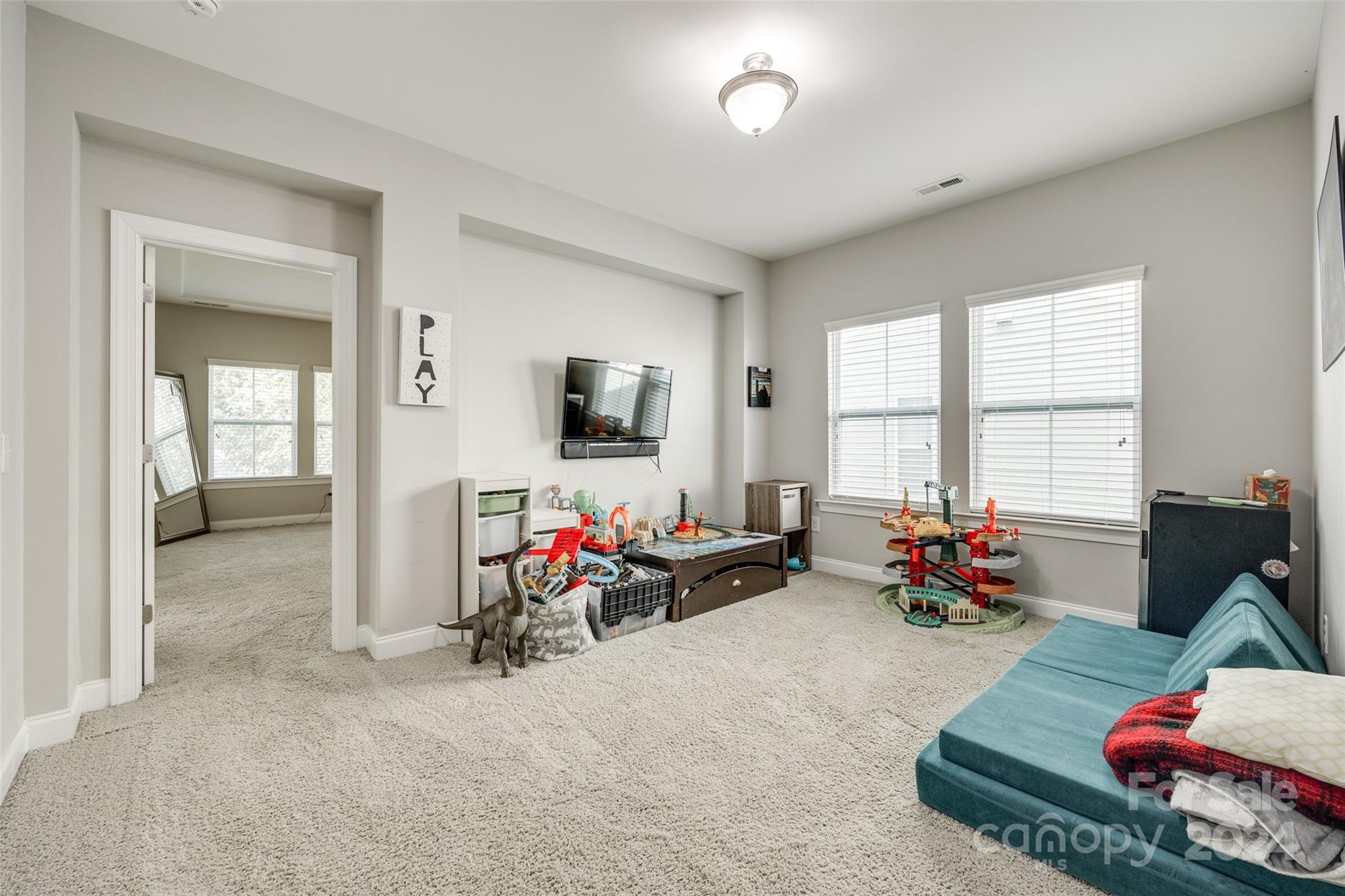 Brayden - Residential