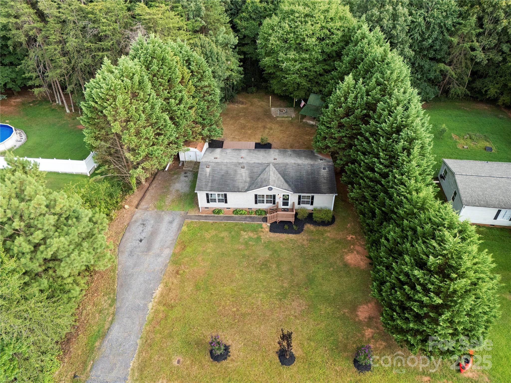 142 Jordan Crest Lane
