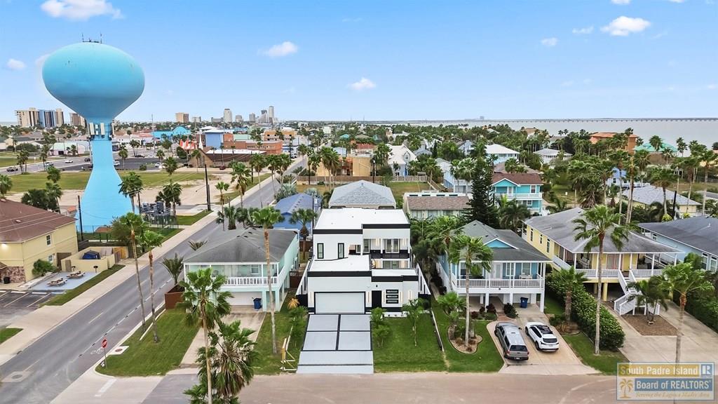 South Padre Island, Texas, 78597, United States, 4 Bedrooms Bedrooms, ,6 BathroomsBathrooms,Residential,Active,2006909