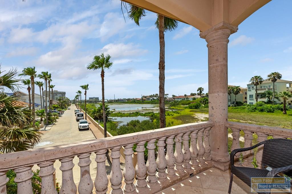 South Padre Island, Texas, 78597, United States, 5 Bedrooms Bedrooms, ,7 BathroomsBathrooms,Residential,Active,2006821