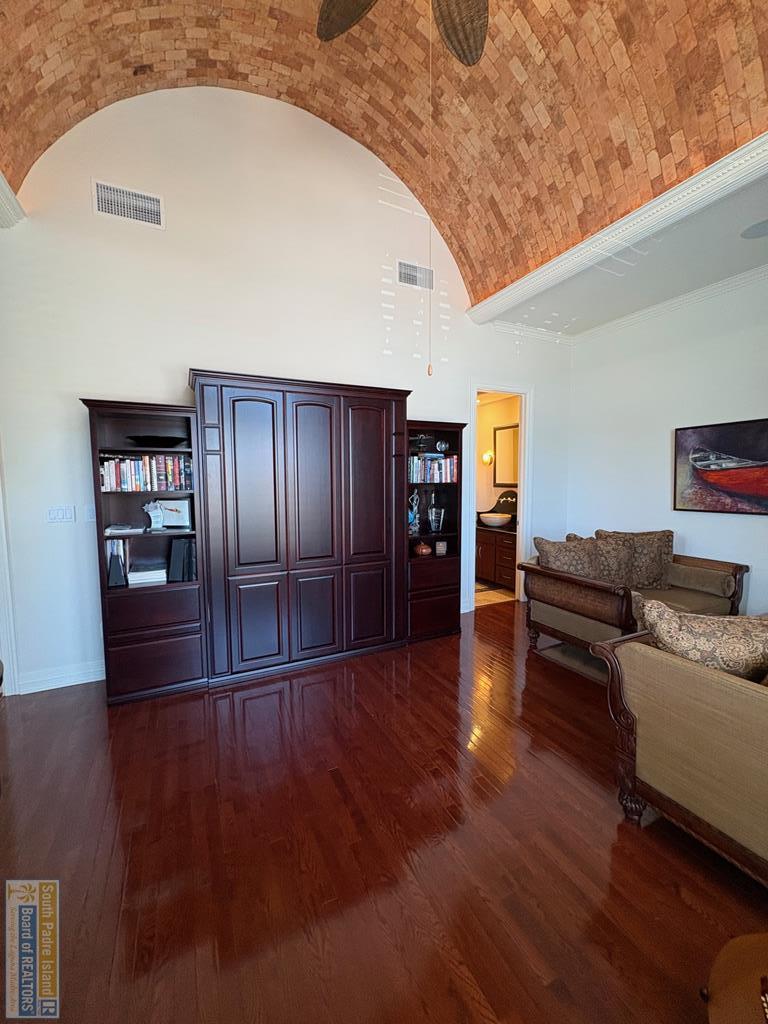 South Padre Island, Texas, 78597, United States, 5 Bedrooms Bedrooms, ,7 BathroomsBathrooms,Residential,Active,2006821