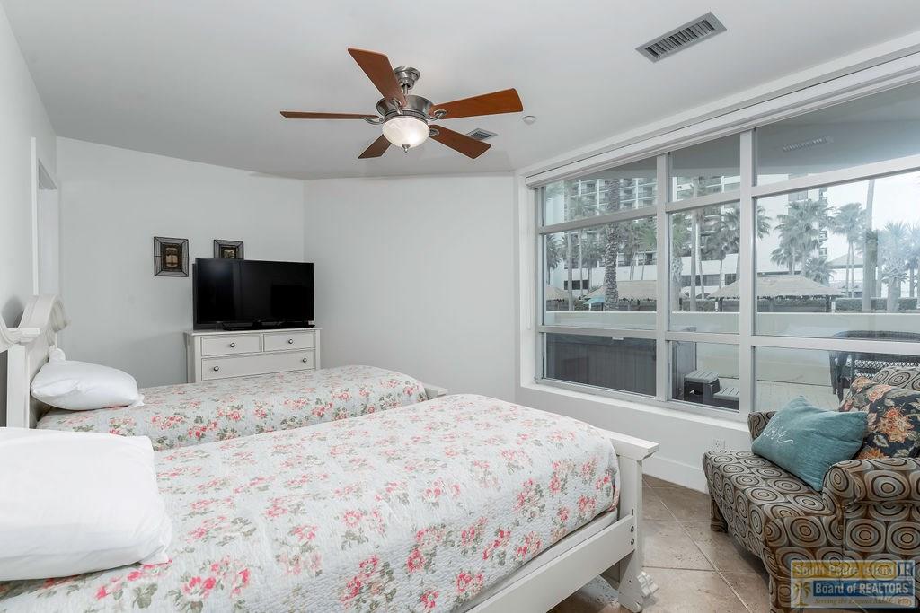 South Padre Island, Texas, 78597, United States, 3 Bedrooms Bedrooms, ,3 BathroomsBathrooms,Residential,Active,2035084