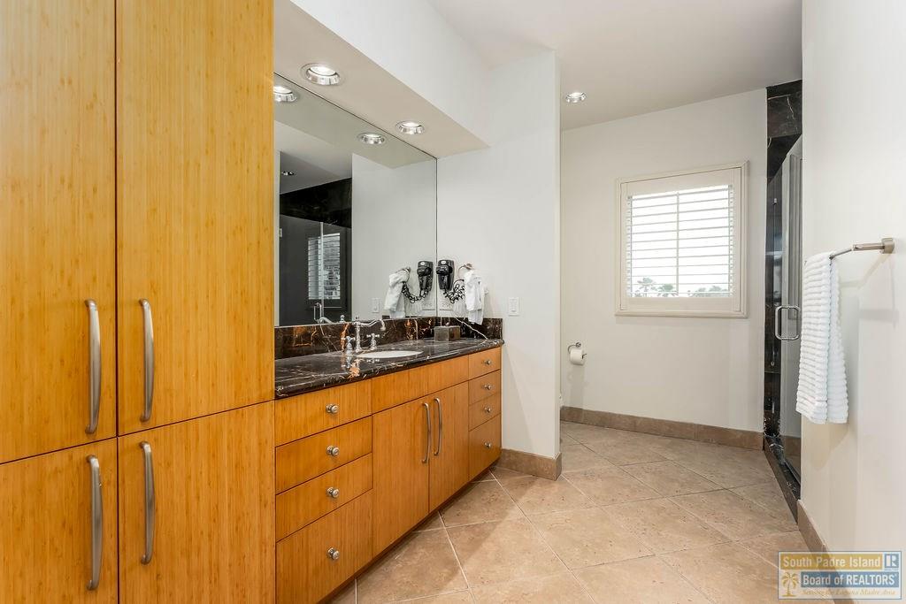 South Padre Island, Texas, 78597, United States, 3 Bedrooms Bedrooms, ,3 BathroomsBathrooms,Residential,Active,2035084
