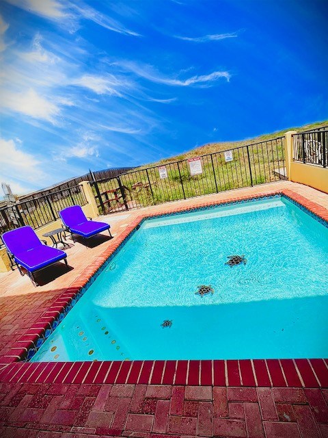 South Padre Island, Texas, 78597, United States, 3 Bedrooms Bedrooms, ,4 BathroomsBathrooms,Residential,Active,1959551