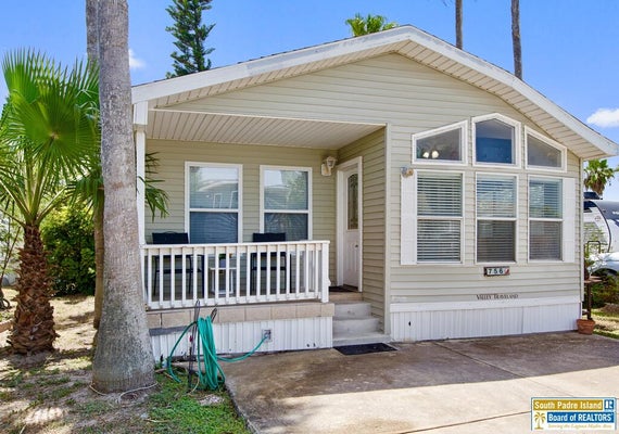 756 E CLAM CIR, PORT ISABEL, TX 78578 - Image 883e8a5e192a3d09eee4366e8681823a/743020845