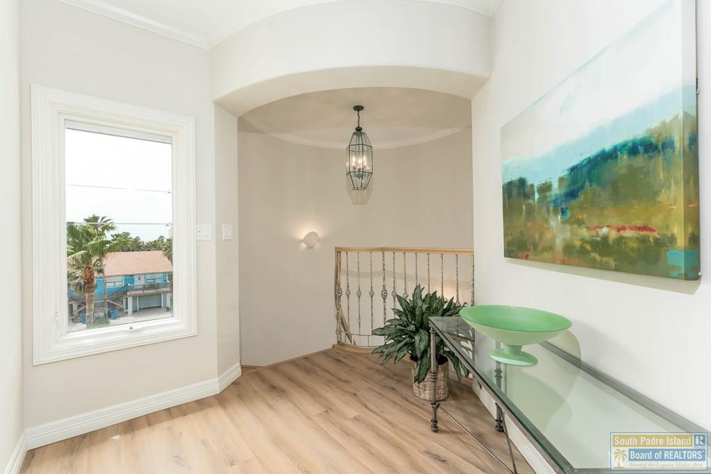 South Padre Island, Texas, 78597, United States, 6 Bedrooms Bedrooms, ,6 BathroomsBathrooms,Residential,Active,2041636