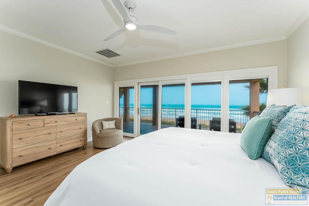 South Padre Island, Texas, 78597, United States, 6 Bedrooms Bedrooms, ,6 BathroomsBathrooms,Residential,Active,2041636