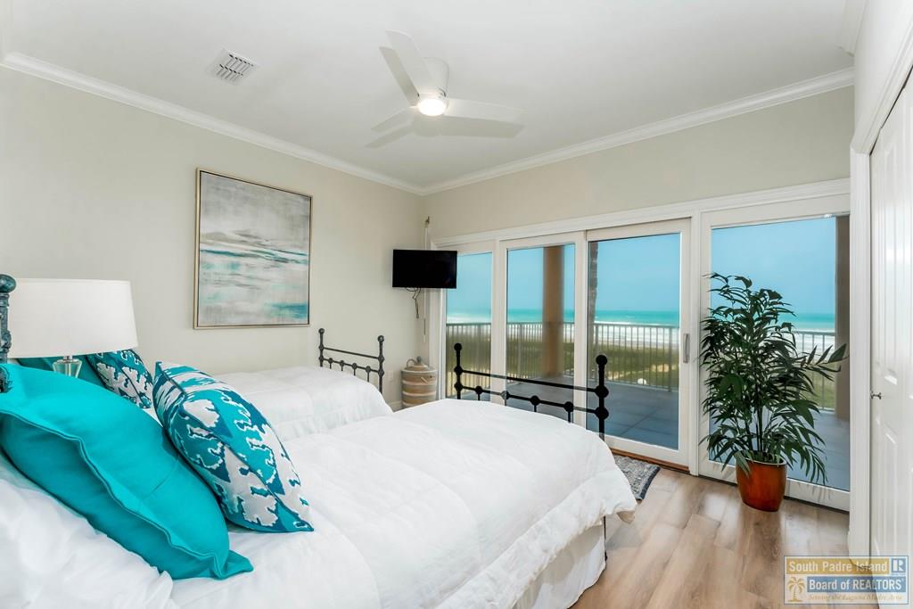South Padre Island, Texas, 78597, United States, 6 Bedrooms Bedrooms, ,6 BathroomsBathrooms,Residential,Active,2041636