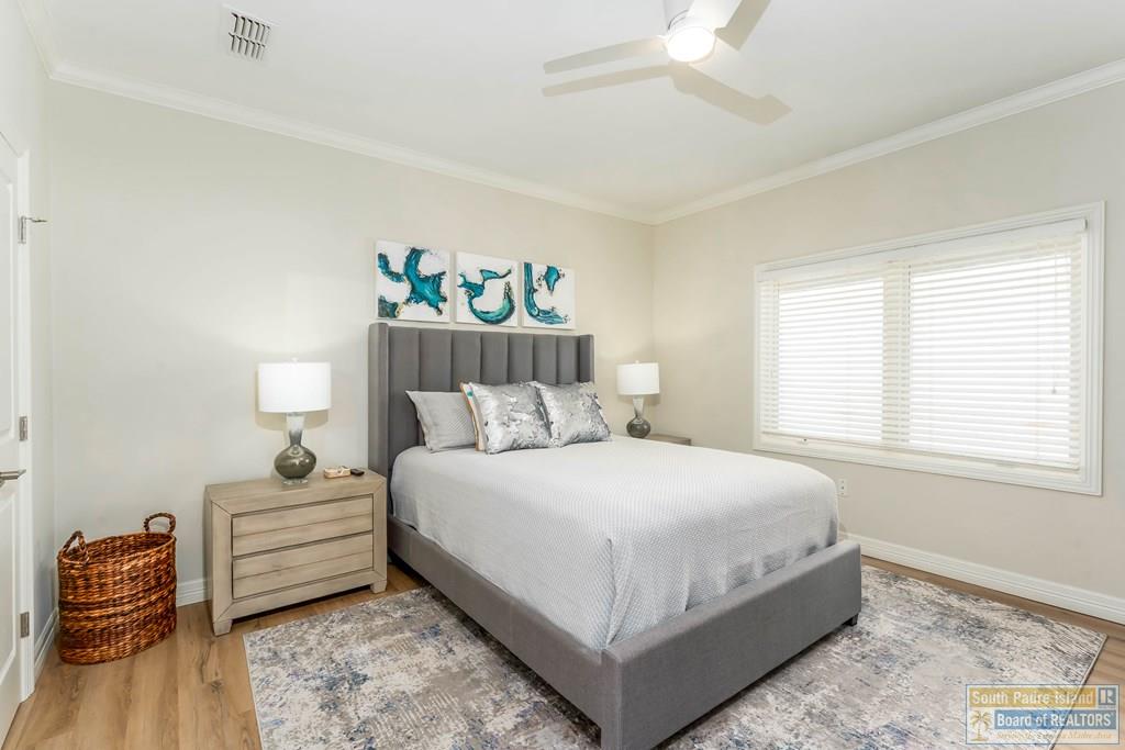 South Padre Island, Texas, 78597, United States, 6 Bedrooms Bedrooms, ,6 BathroomsBathrooms,Residential,Active,2041636