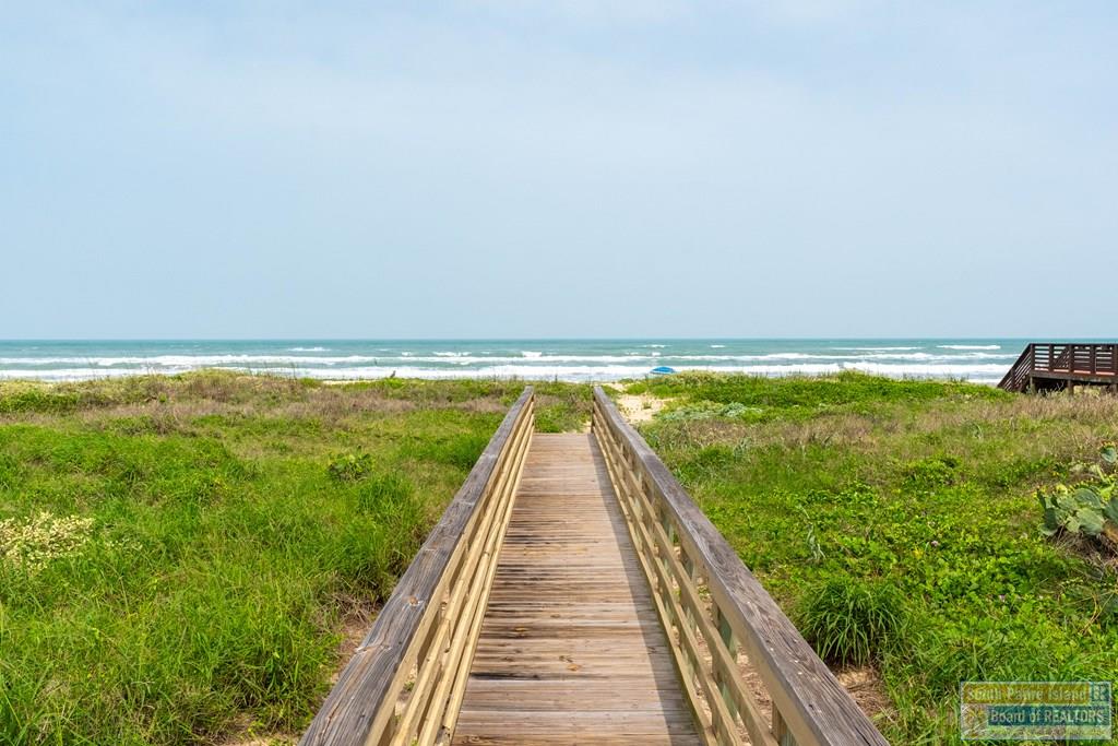 South Padre Island, Texas, 78597, United States, 6 Bedrooms Bedrooms, ,6 BathroomsBathrooms,Residential,Active,2041636