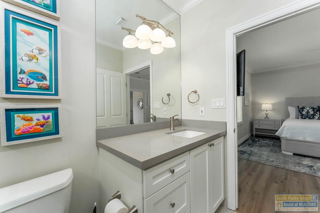 South Padre Island, Texas, 78597, United States, 6 Bedrooms Bedrooms, ,6 BathroomsBathrooms,Residential,Active,2041636