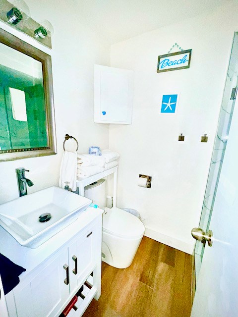 South Padre Island, Texas, 78597, United States, 5 Bedrooms Bedrooms, ,6 BathroomsBathrooms,Residential,Active,1959546