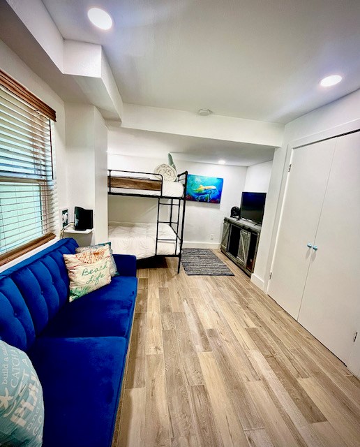 South Padre Island, Texas, 78597, United States, 5 Bedrooms Bedrooms, ,6 BathroomsBathrooms,Residential,Active,1959546