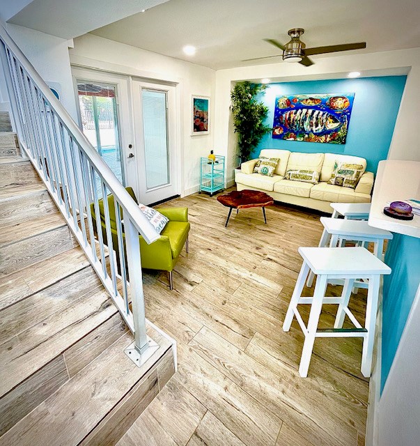 South Padre Island, Texas, 78597, United States, 5 Bedrooms Bedrooms, ,6 BathroomsBathrooms,Residential,Active,1959546