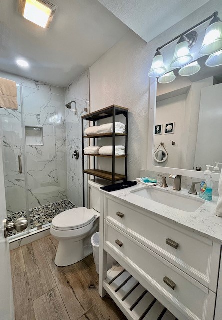 South Padre Island, Texas, 78597, United States, 5 Bedrooms Bedrooms, ,6 BathroomsBathrooms,Residential,Active,1959546