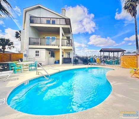 226 W HOUSTON ST APT 212, PORT ISABEL, TX 78578 - Image f06e28e619d2dcb2dd830f2ae8345425/1179822428