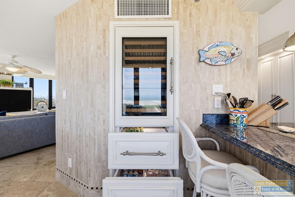 South Padre Island, Texas, 78597, United States, 4 Bedrooms Bedrooms, ,3 BathroomsBathrooms,Residential,Active,2044182