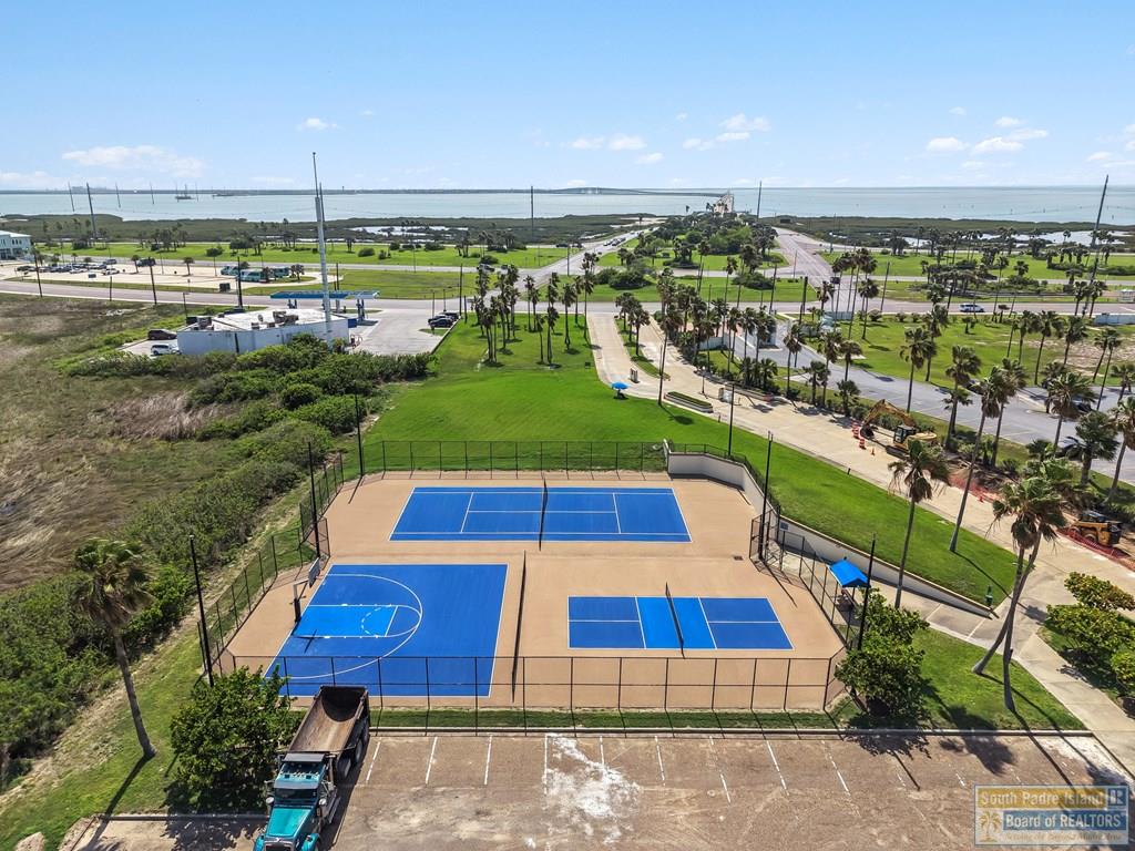 South Padre Island, Texas, 78597, United States, 4 Bedrooms Bedrooms, ,3 BathroomsBathrooms,Residential,Active,2044182