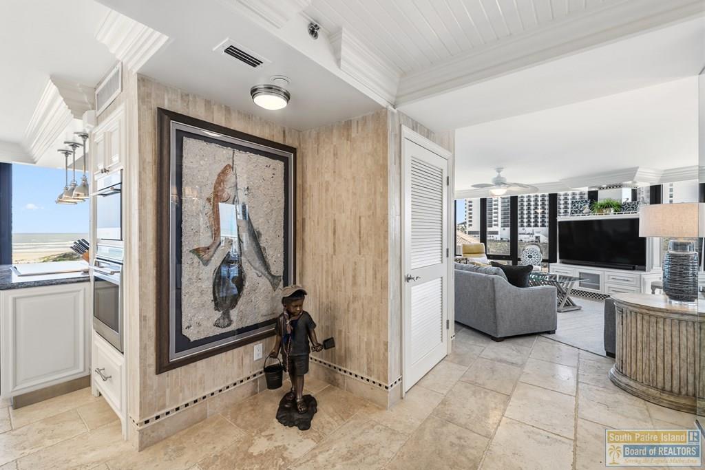 South Padre Island, Texas, 78597, United States, 4 Bedrooms Bedrooms, ,3 BathroomsBathrooms,Residential,Active,2044182
