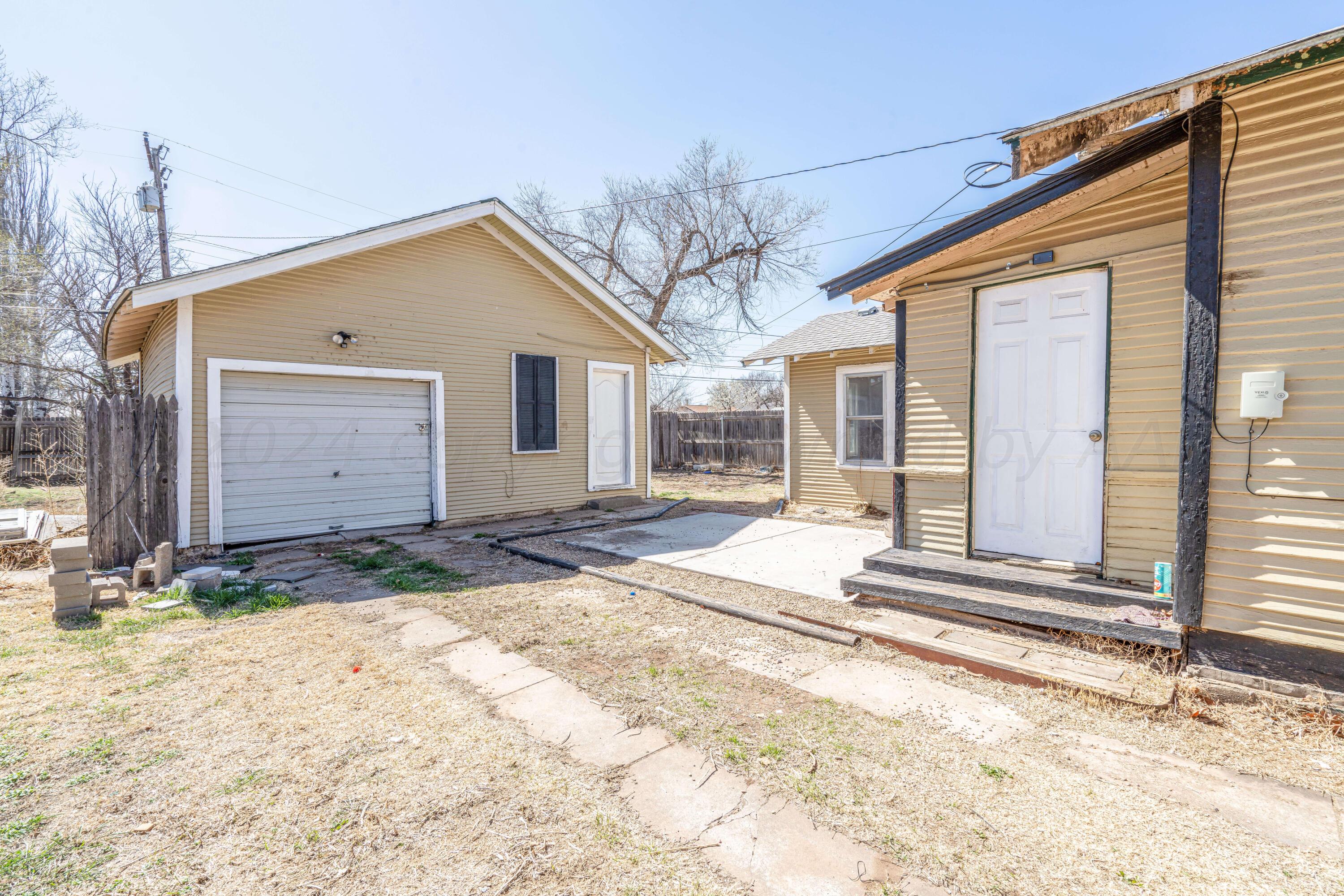 4233 SW 14th Avenue, Amarillo, Texas image 4