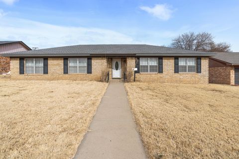 Homes For Sale - 1103 Creekmere Drive<br/> Canyon, TX 79015