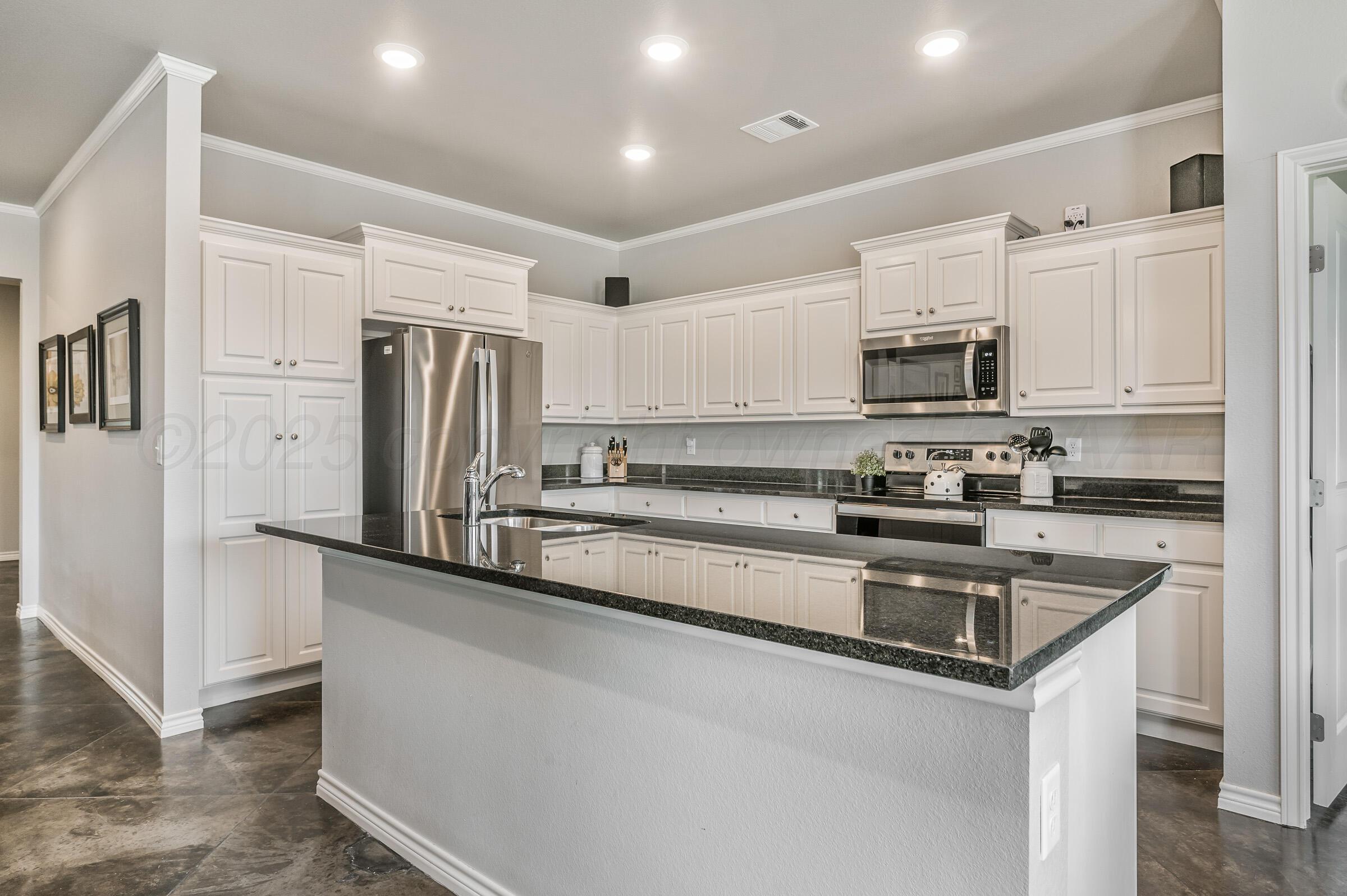9913 Hartnett Court, Amarillo, Alaska image 10