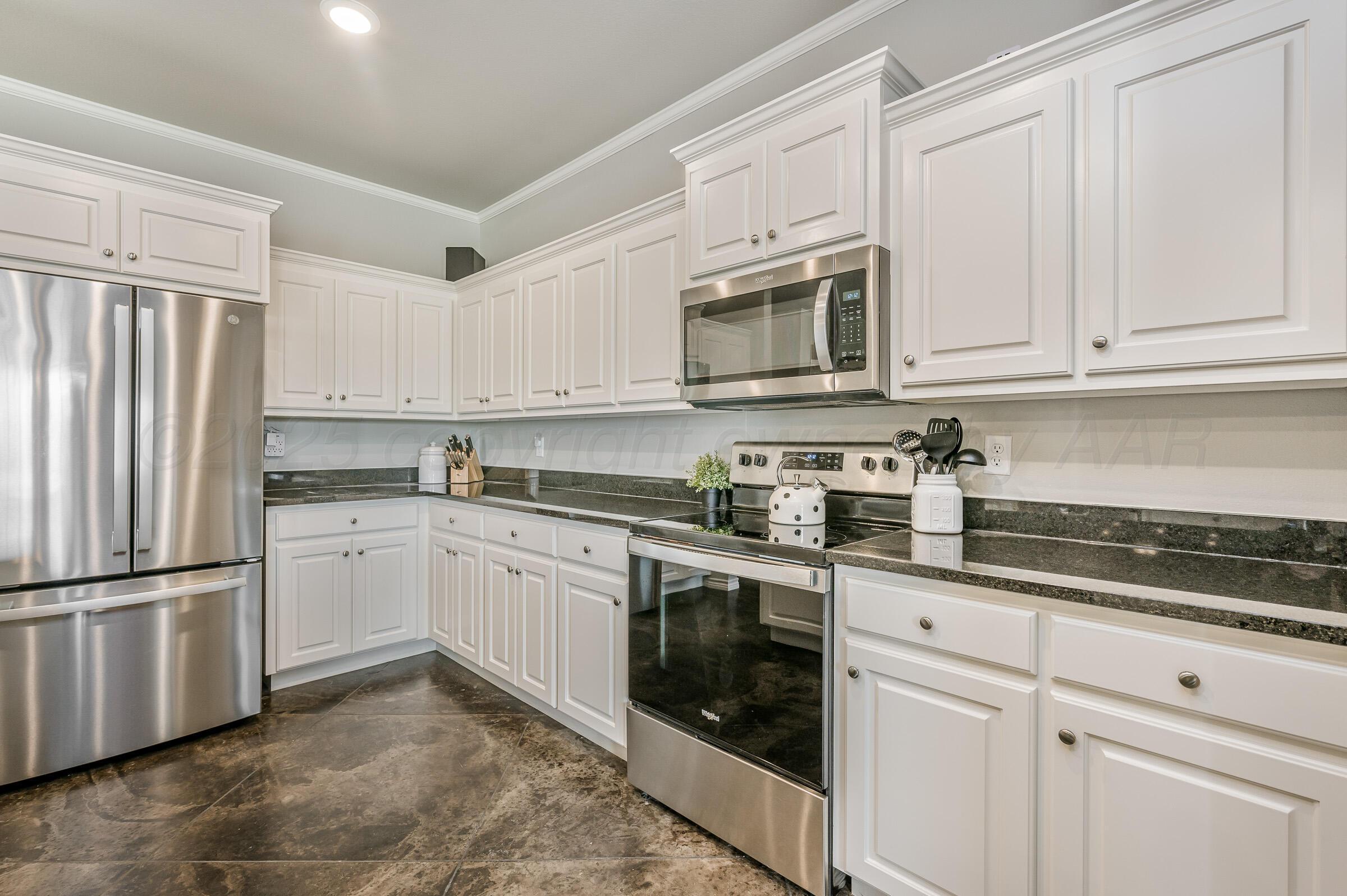 9913 Hartnett Court, Amarillo, Alaska image 11
