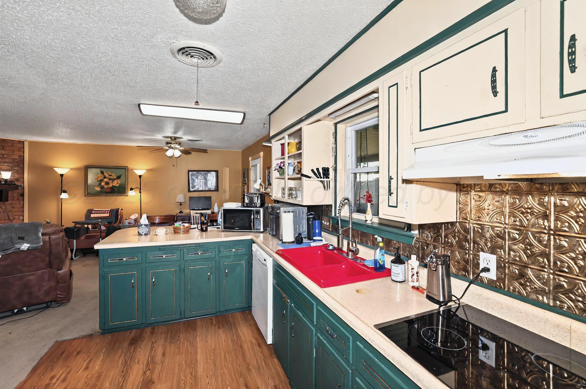 6005 Gainsborough Road, Amarillo, Alaska image 6