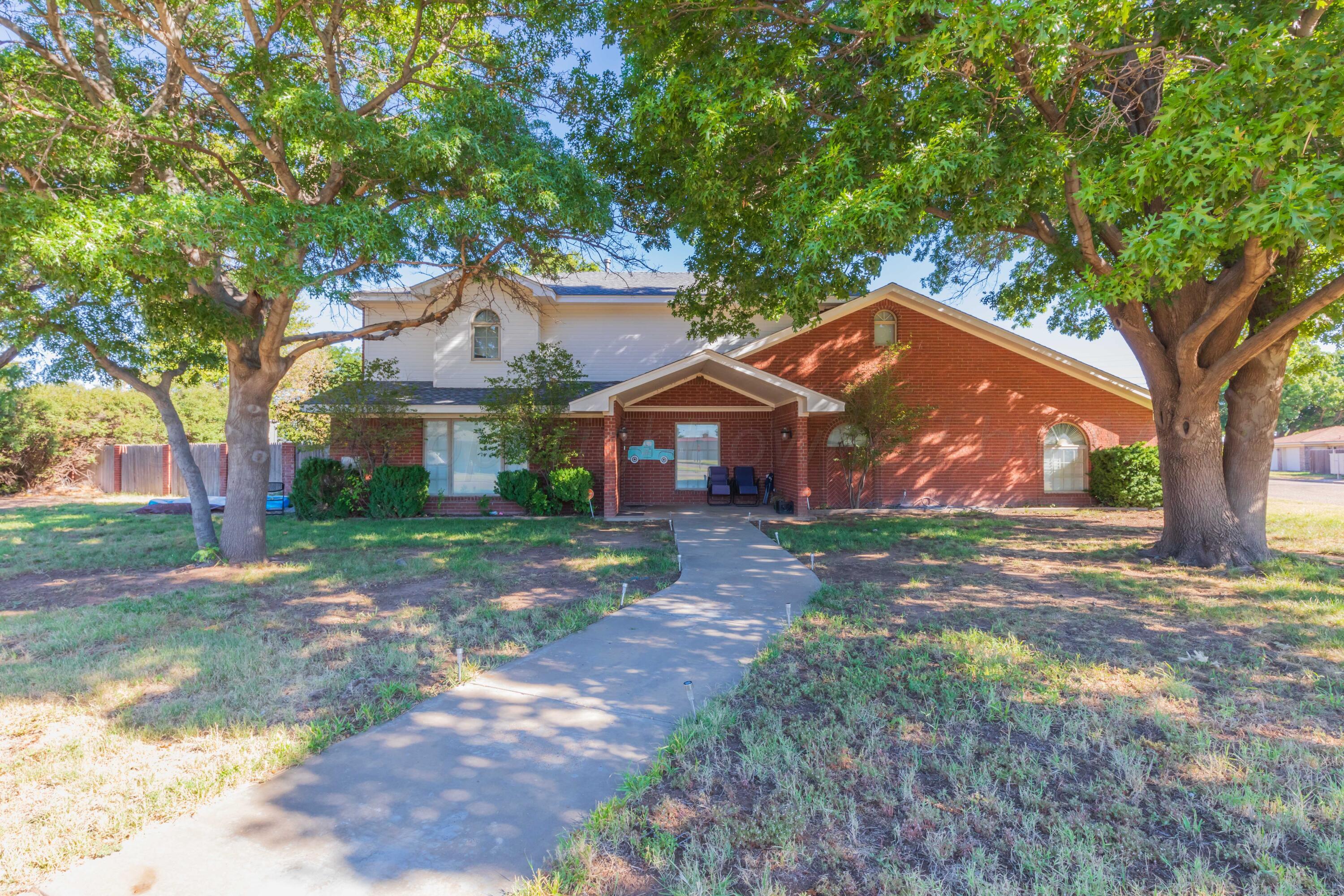 411 Romero Street, Fritch, Texas image 2