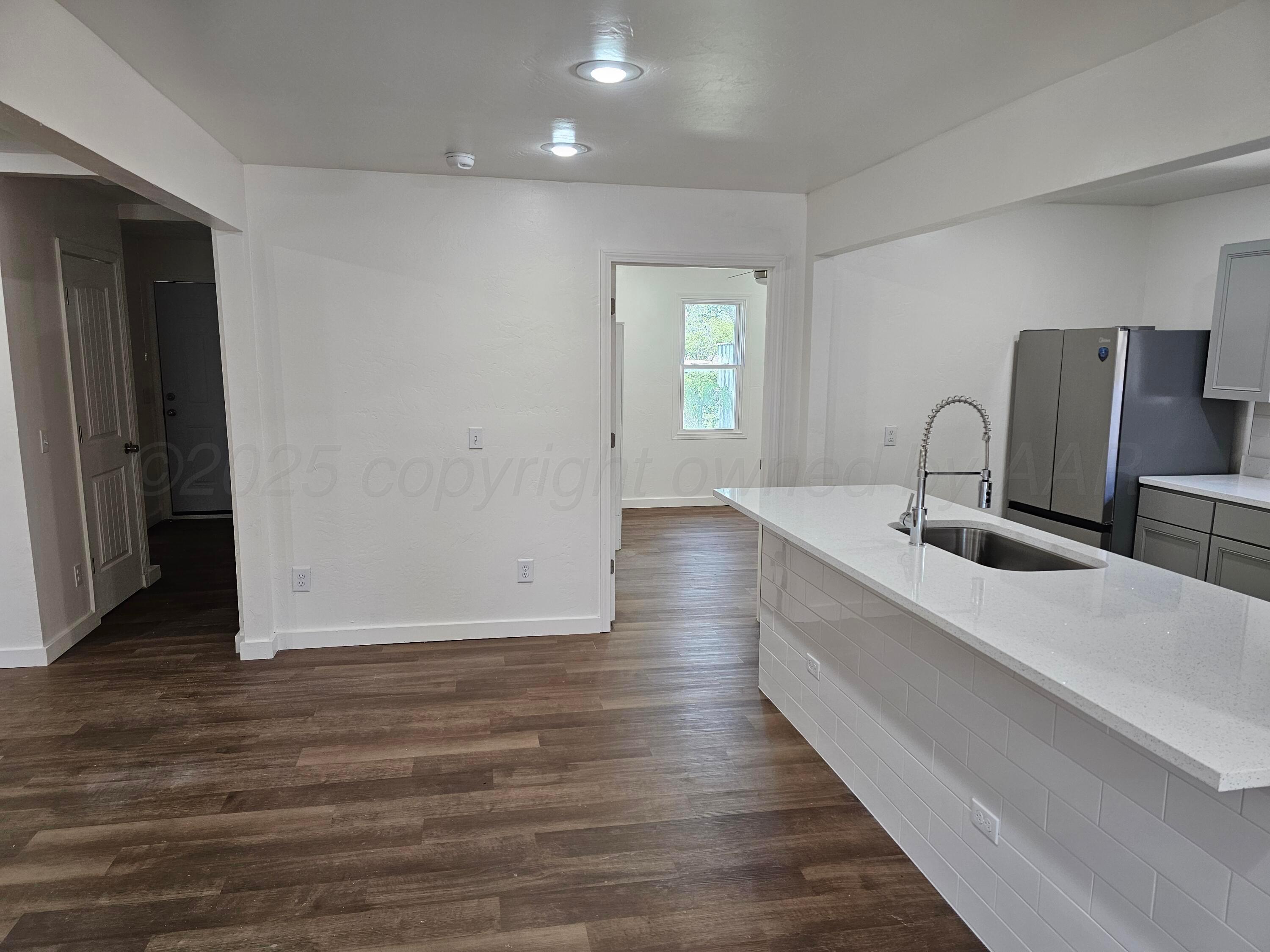 702 S Prospect Street, Amarillo, Alaska image 7