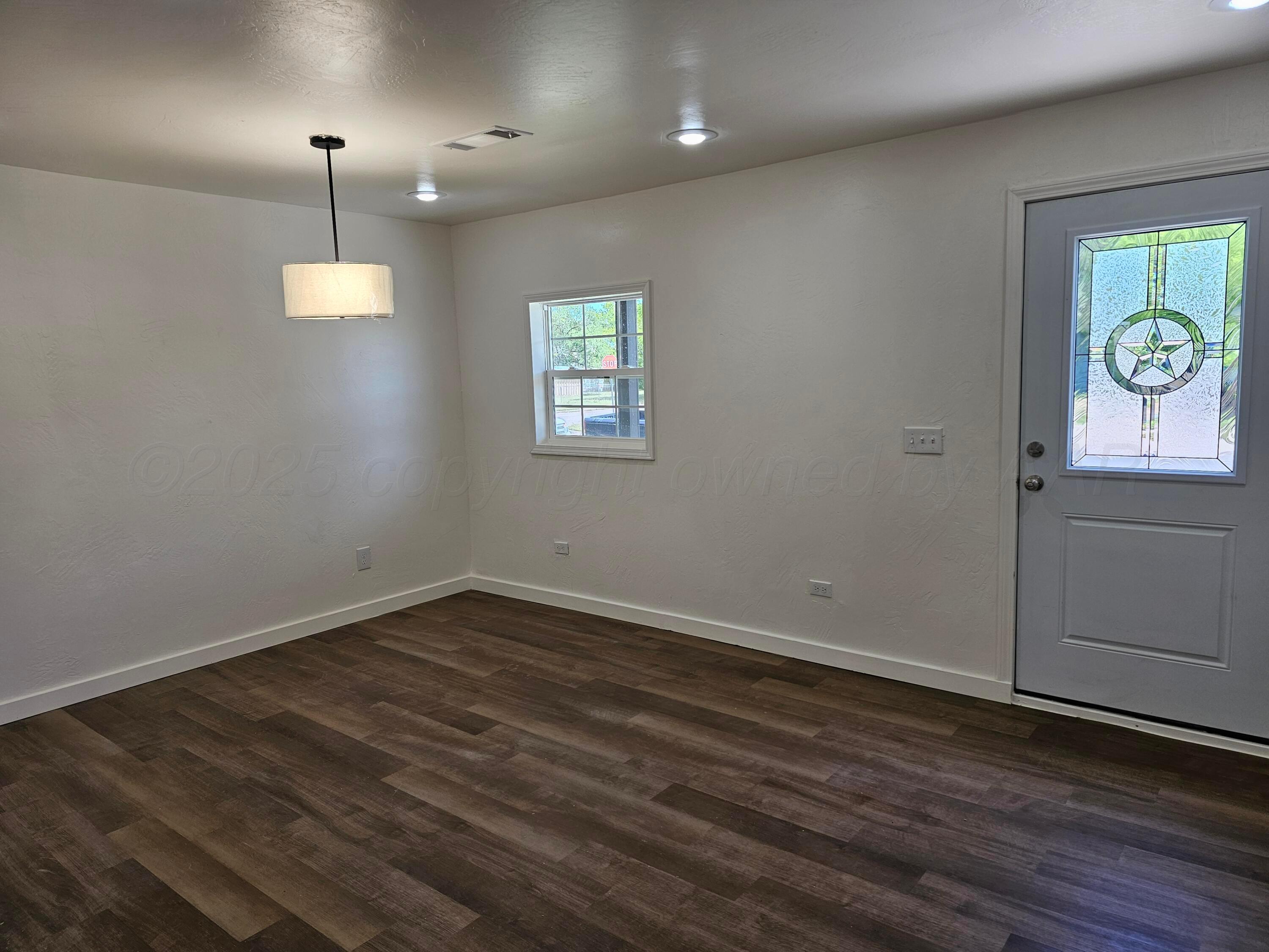 702 S Prospect Street, Amarillo, Alaska image 9